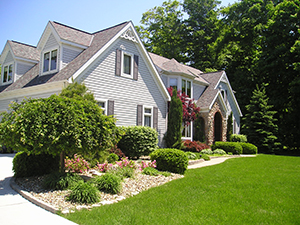 Landscapers and Lawncare Services in Starkville, MS